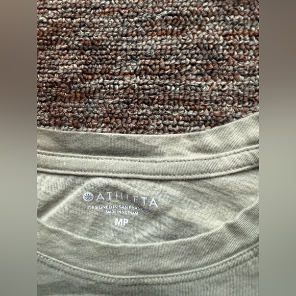 Athleta Organic Daily Camo Crew T-shirt Green Short Sleeve Tee Medium Petite - Picture 3 of 7